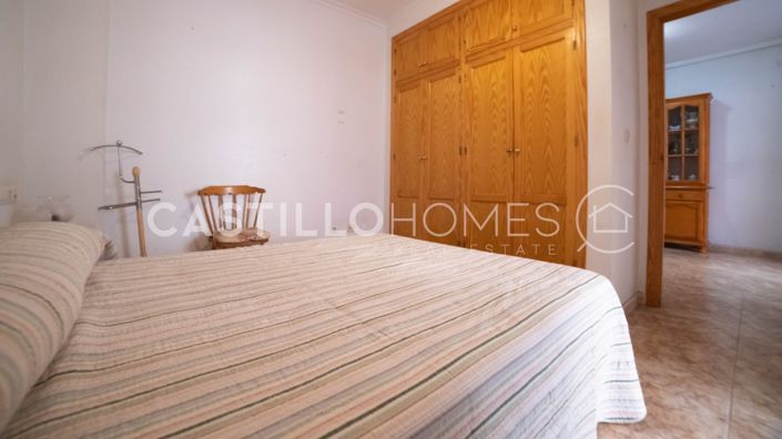 Image No.10-2 Bed Apartment for sale