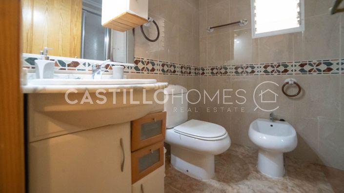 Image No.11-2 Bed Apartment for sale