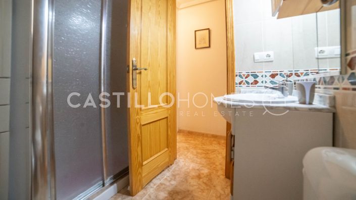 Image No.13-2 Bed Apartment for sale