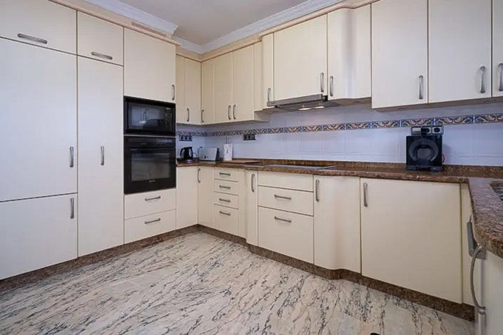 Image No.13-3 Bed Villa for sale