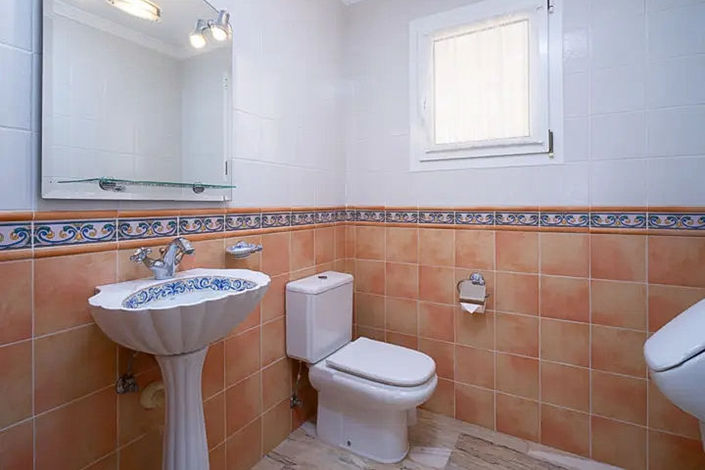 Image No.17-3 Bed Villa for sale