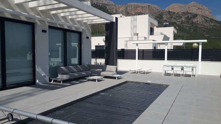 Image No.2-3 Bed Villa for sale