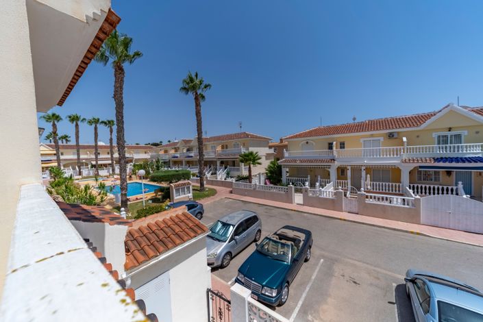 Image No.32-3 Bed Townhouse for sale