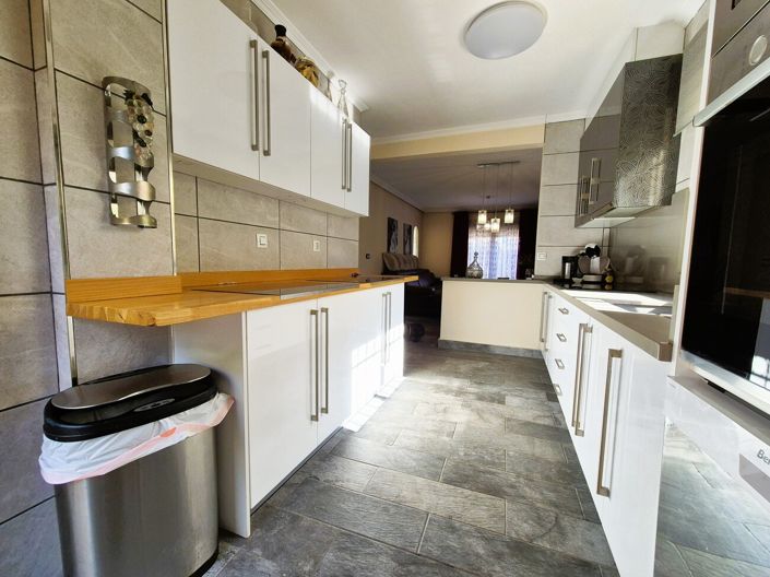 Image No.21-3 Bed Villa for sale