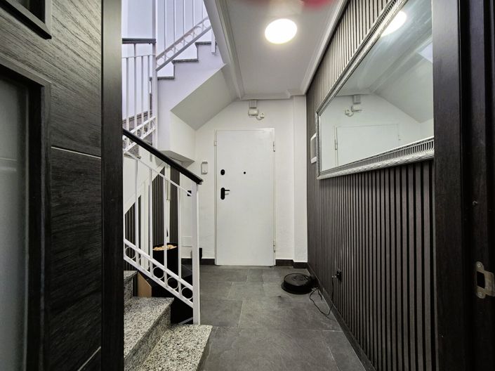 Image No.29-3 Bed Villa for sale