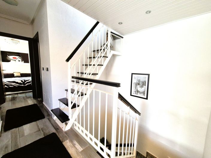 Image No.30-3 Bed Villa for sale