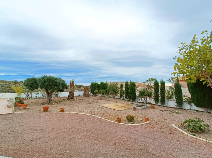 Image No.11-3 Bed Villa for sale