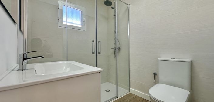 Image No.11-2 Bed Bungalow for sale