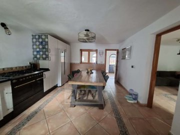 country-house-in-alora-13-large