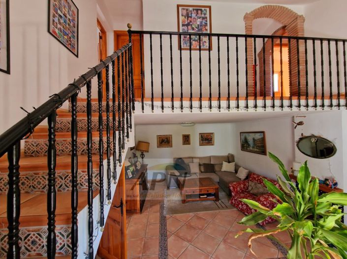 Image No.9-Maison de campagne de 6 chambres à vendre à Álora