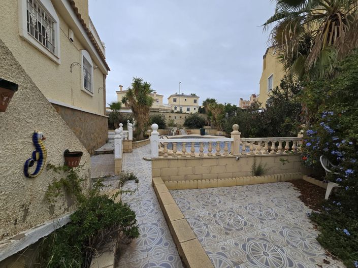 Image No.41-5 Bed Villa for sale