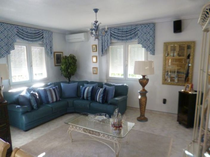 Image No.3-3 Bed Villa for sale