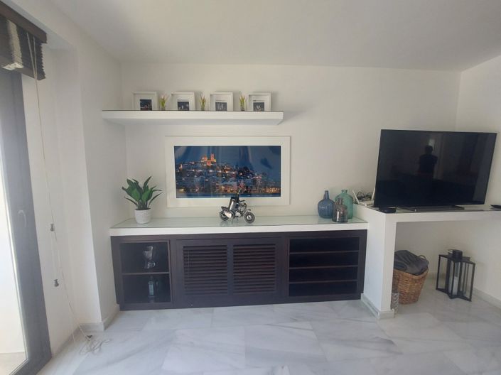 Image No.25-3 Bed Villa for sale