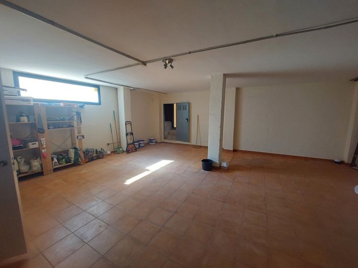 Image No.27-3 Bed Villa for sale