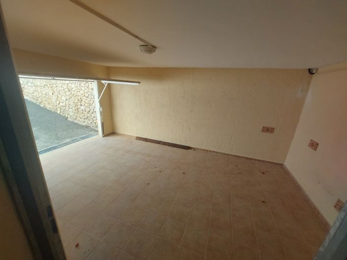 Image No.30-3 Bed Villa for sale