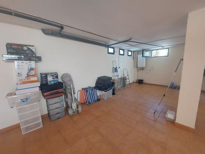 Image No.31-3 Bed Villa for sale