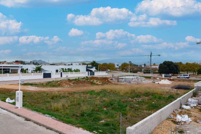 Image No.3-3 Bed Villa for sale