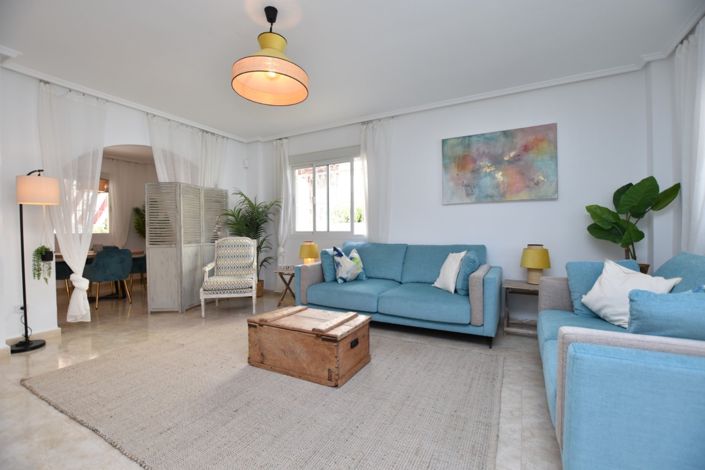 Image No.4-2 Bed Villa for sale