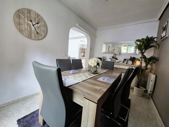 Image No.23-3 Bed Villa for sale