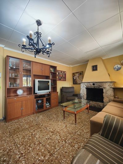 Image No.14-3 Bed Country House for sale