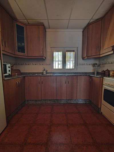 Image No.18-3 Bed Country House for sale