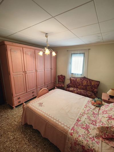 Image No.26-3 Bed Country House for sale