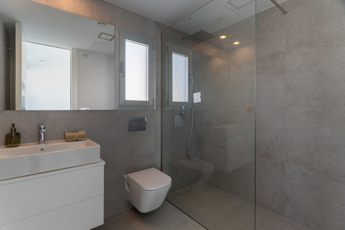 Image No.2-3 Bed Villa for sale