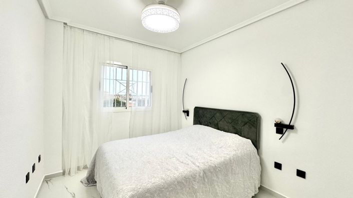 Image No.23-1 Bed Bungalow for sale