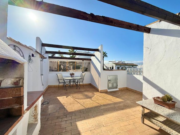 Image No.29-2 Bed Villa for sale