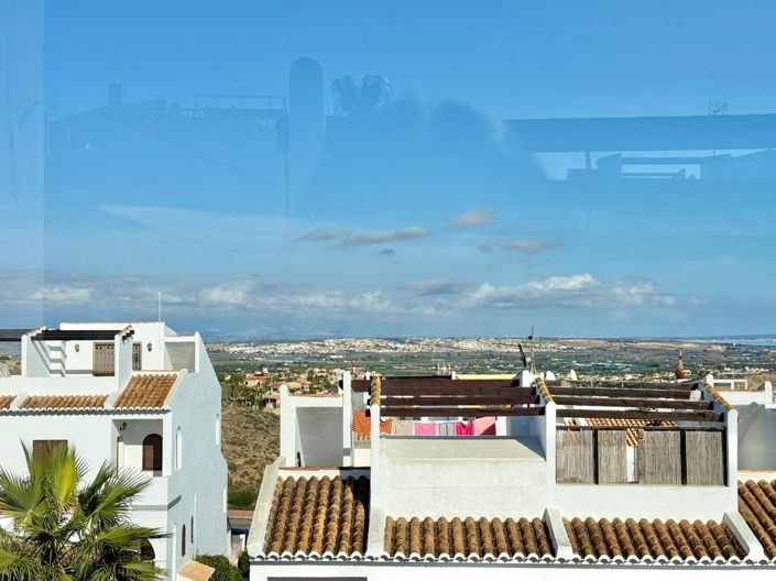 Image No.30-2 Bed Villa for sale