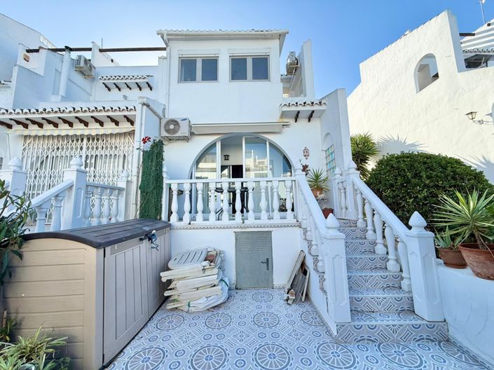 Image No.37-2 Bed Villa for sale