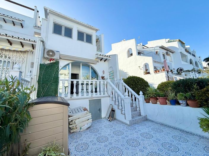 Image No.40-2 Bed Villa for sale