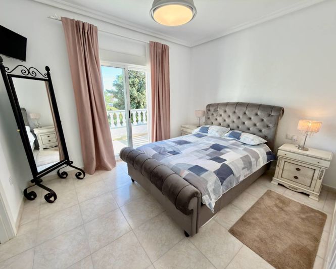 Image No.14-3 Bed Villa for sale