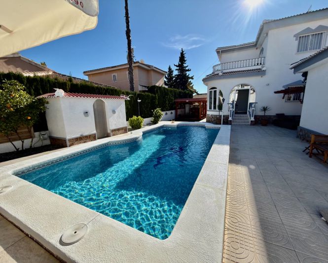 Image No.32-3 Bed Villa for sale