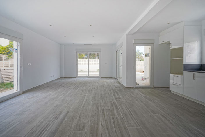 Image No.18-3 Bed Villa for sale