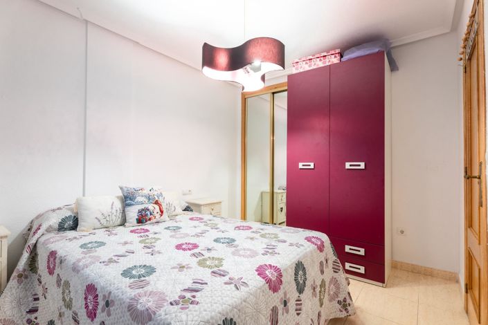 Image No.10-1 Bed Apartment for sale