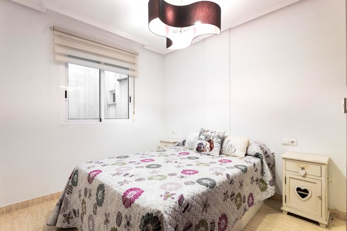 Image No.11-1 Bed Apartment for sale