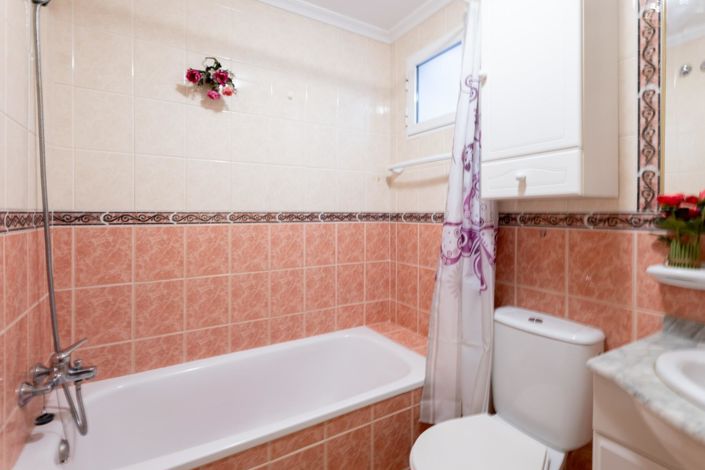 Image No.19-1 Bed Apartment for sale