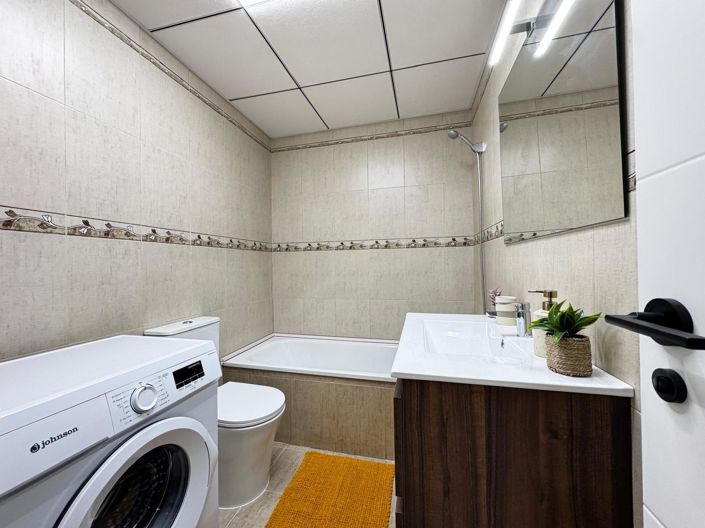 Image No.16-3 Bed Apartment for sale