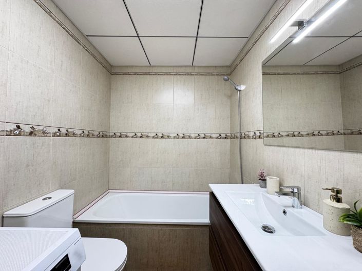 Image No.17-3 Bed Apartment for sale