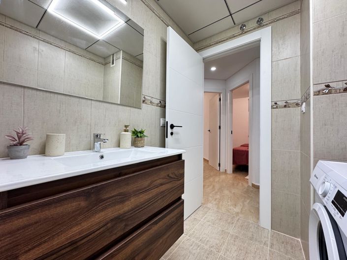 Image No.19-3 Bed Apartment for sale