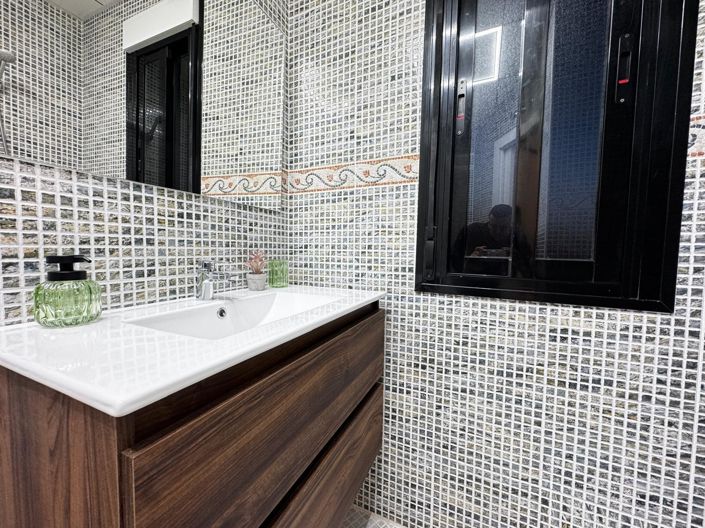 Image No.33-3 Bed Apartment for sale