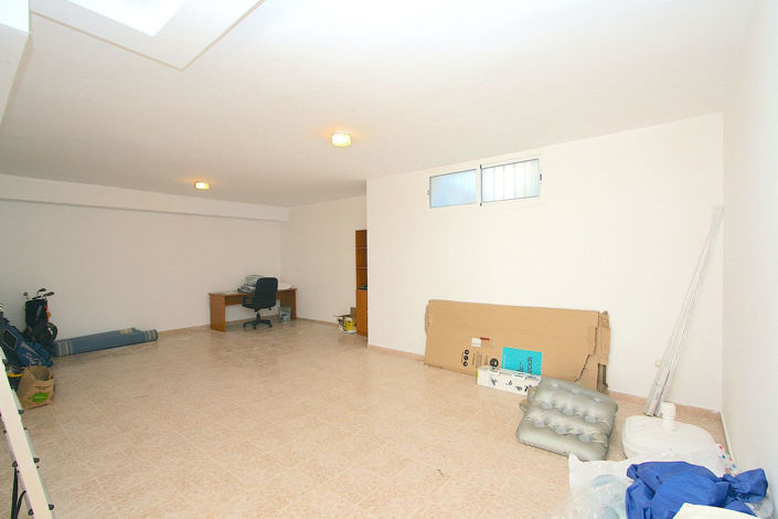 Image No.17-5 Bed Villa for sale