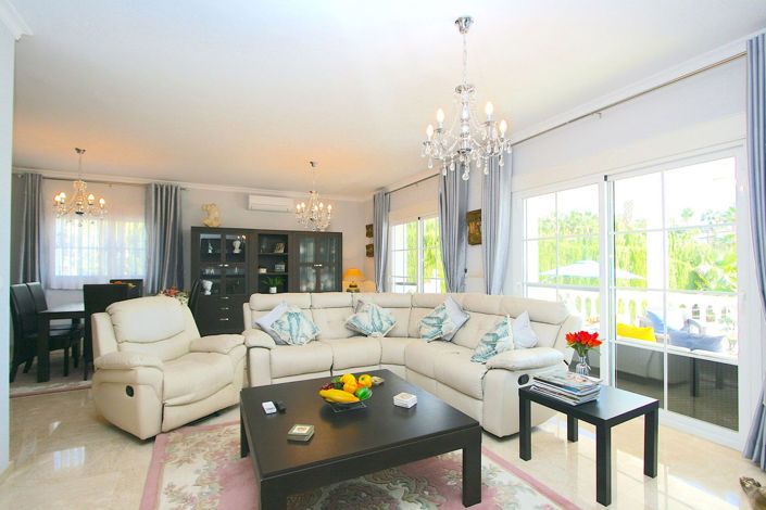 Image No.31-5 Bed Villa for sale