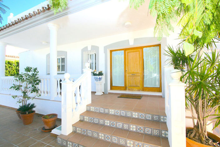 Image No.34-5 Bed Villa for sale