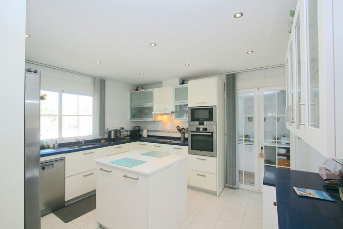 Image No.4-5 Bed Villa for sale