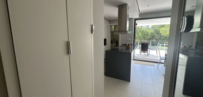 Image No.38-2 Bed Apartment for sale