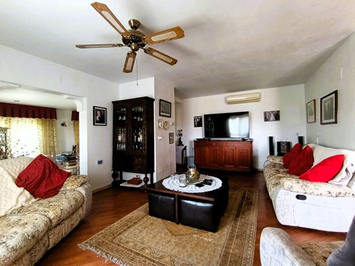 Image No.30-4 Bed Villa for sale