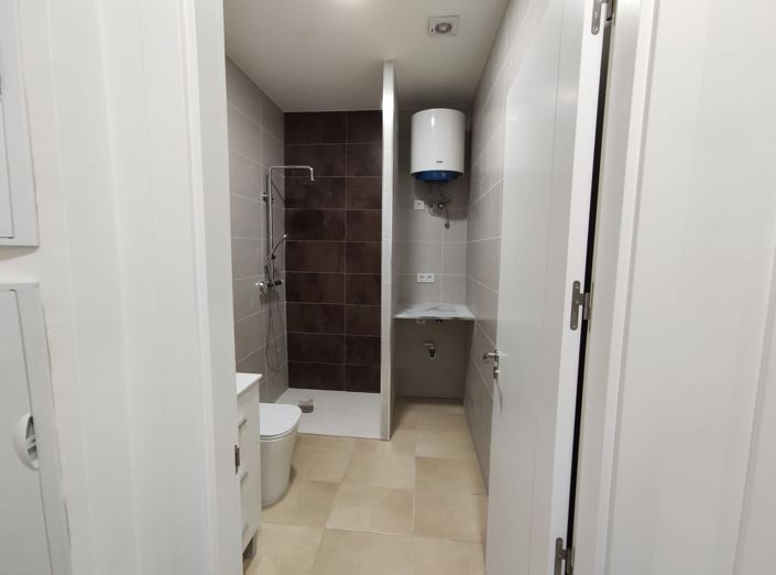 Image No.2-2 Bed Townhouse for sale