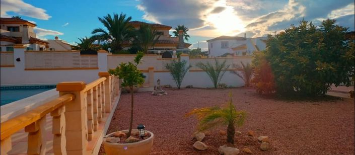 Image No.5-2 Bed Villa for sale